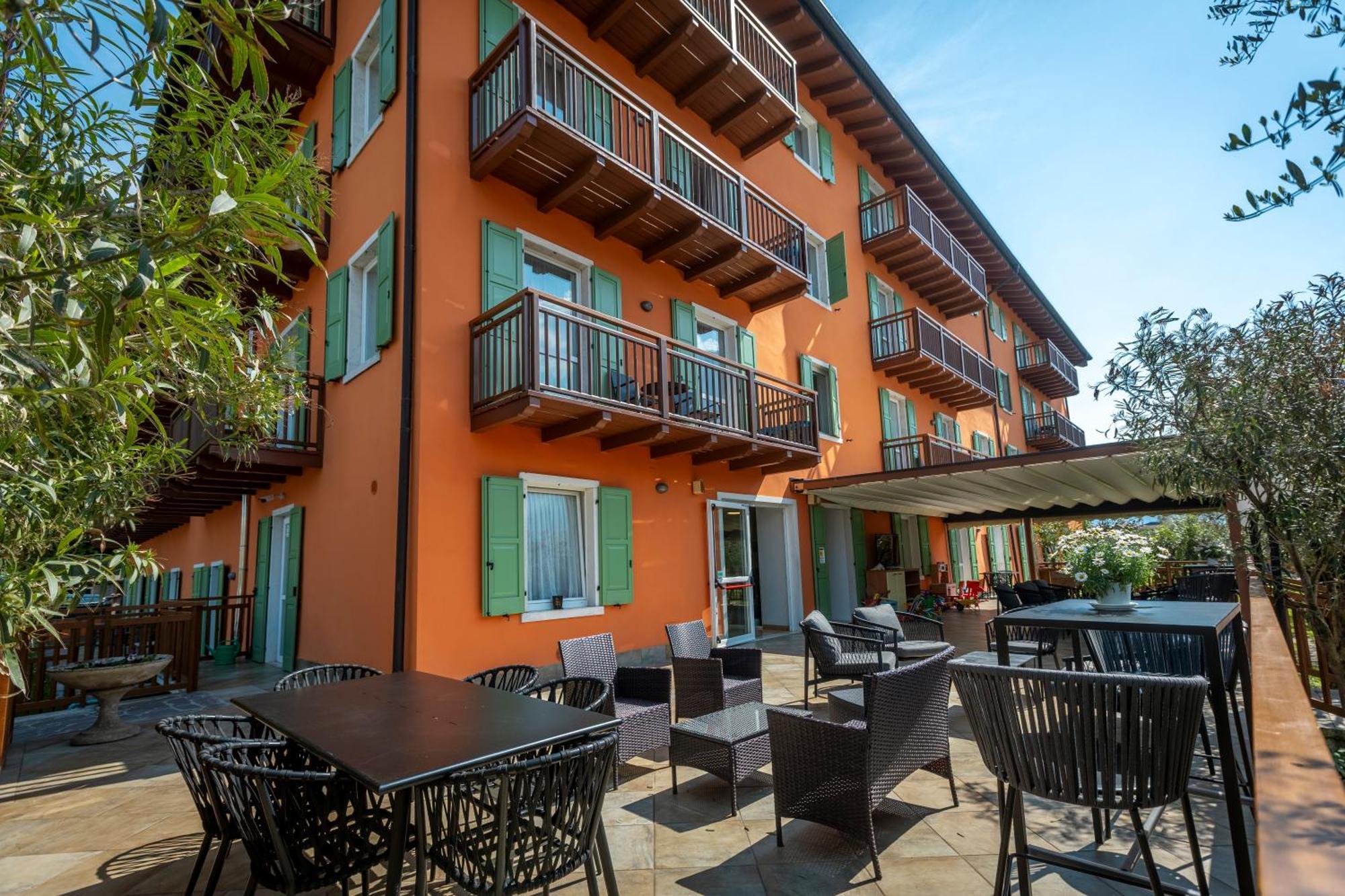 Filanda Apartahotel 3*
